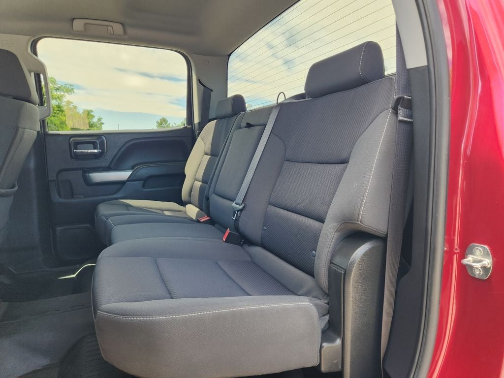 2018 Chevrolet Silverado 1500 — interior view